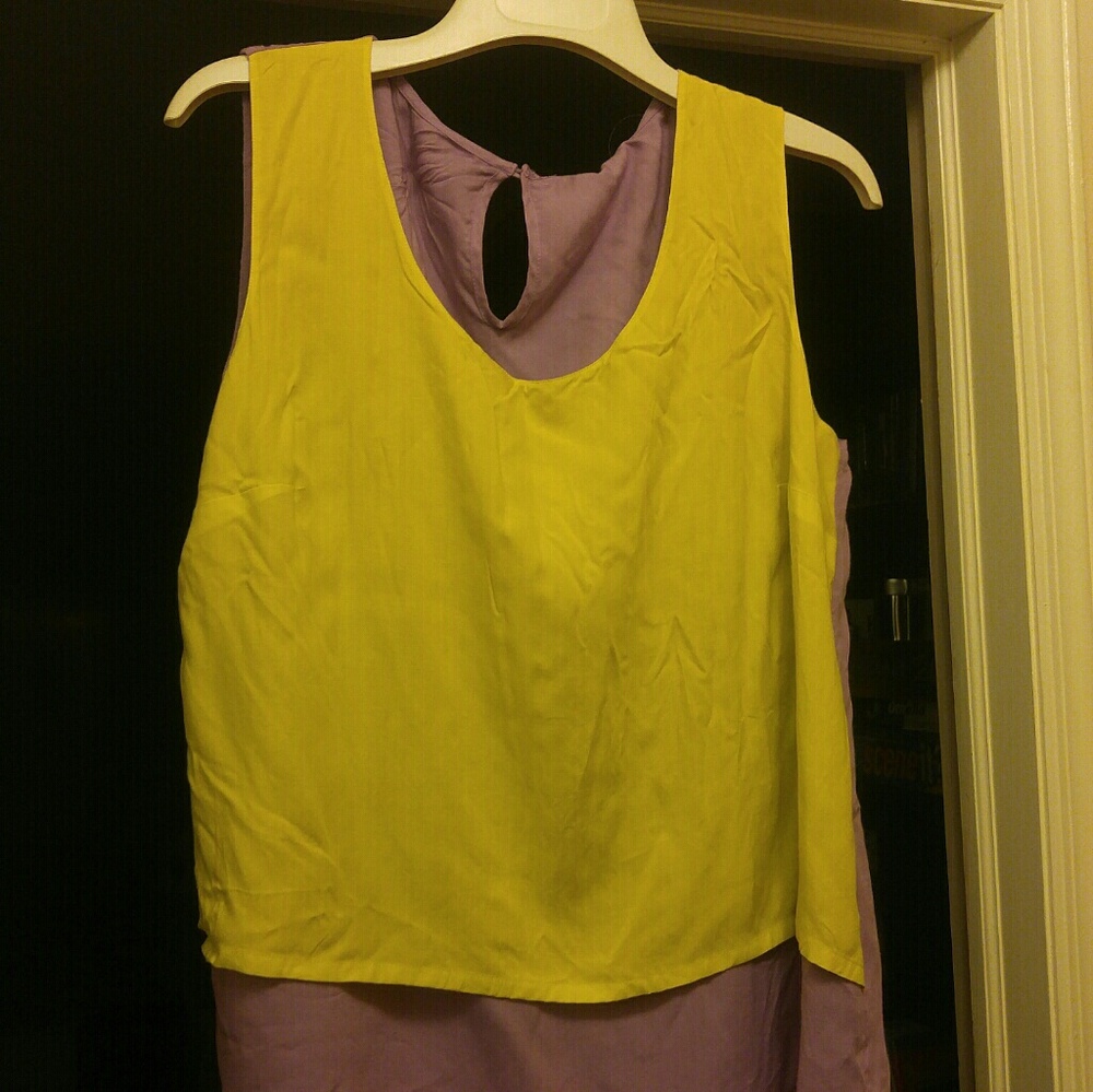 Purple and yellow float top. Xl